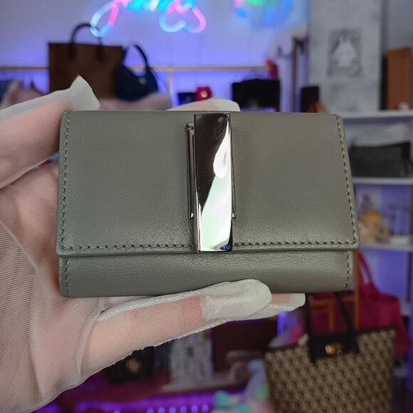 Salvatore Ferragamo Other - Salvatore Ferragamo Gray 6 Rings Silver Key Case Card Holder